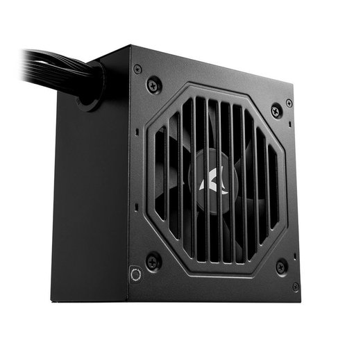 Fuente de alimentación Sharkoon Rebel P10 de 750W en formato ATX para computadoras de uso general, gaming y equipos de rendimiento medio.