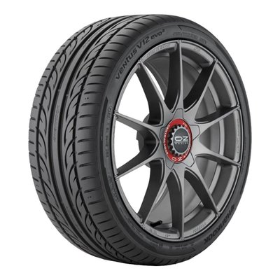 Imagen de Cubierta 245/40/17 Neumatico Hankook K120