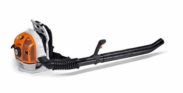 Imagen de SOPLADOR NAFTA DE MOCHILA 64.8 CC STIHL BR 600