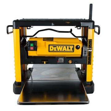 Imagen de CEPILLO DE BANCO 1800W DEWALT