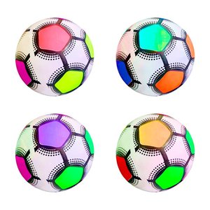 Imagen de Pelota de futbol - 22 cm. diseño exagonos  fondo gris y negr