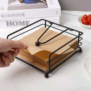 Imagen de Servilletero metal negro mate Base madera con metal