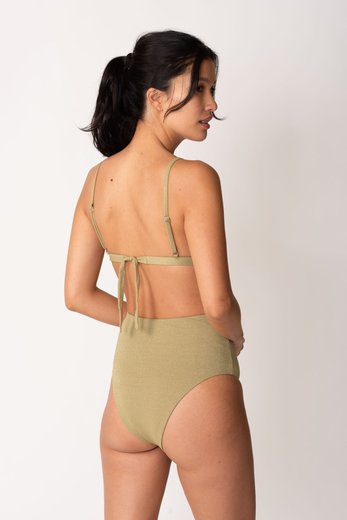 Imagen de Ibiza - Bikini Triángulo Tiro Alto con Argolla Verde