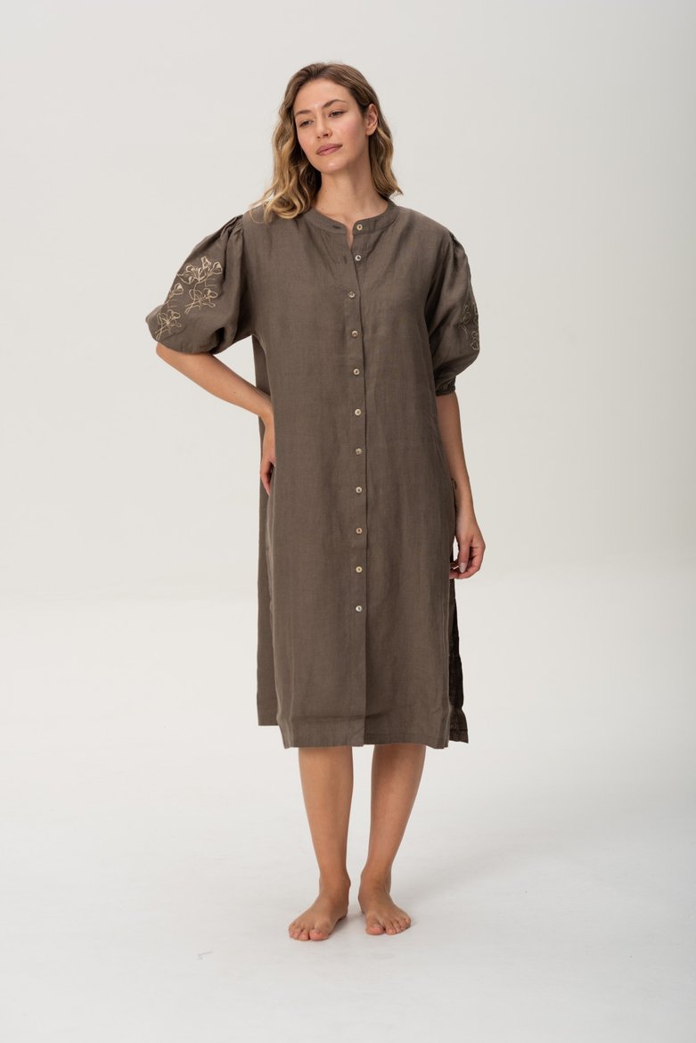 Imagen de Pampa - Vestido de Lino Bordado con Mangas Abullonadas Verde Oliva