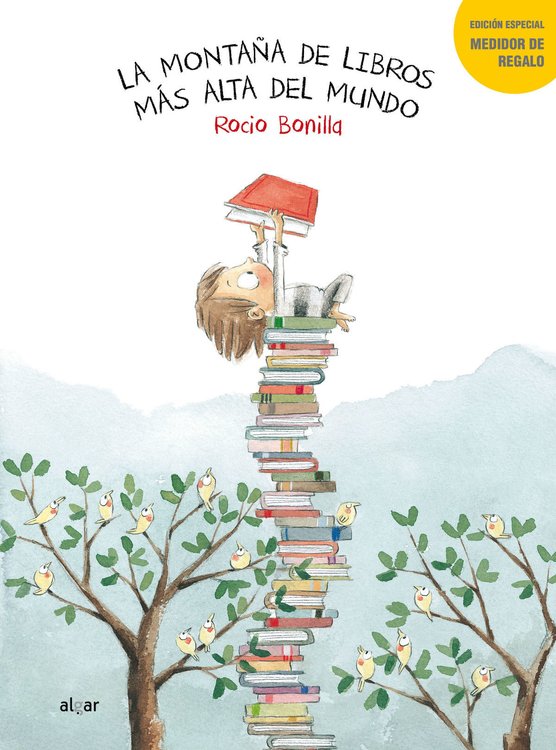 Imagen de La montaña de libros más alta del mundo / Rocio Bonilla