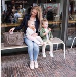 Imagen de Bolsos maternal vegano incluye cambiador y ganchos para el coches