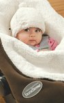 Imagen de Set Gorro, botitas y mitones Corderito JJ Cole  0-6 meses