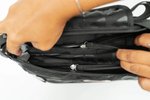 Imagen de Bolso maternal Harvard UNISEX Bebedue-Delta black