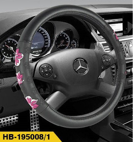 Imagen de CUBRE VOLANTE NEGRO CON FLORES