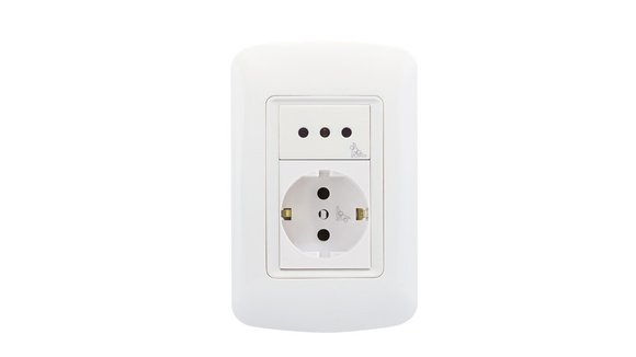 Imagen de CONJUNTO PLAQUETA/TOMA 3 EN LINEA/TOMA SCHUKO BLANCO