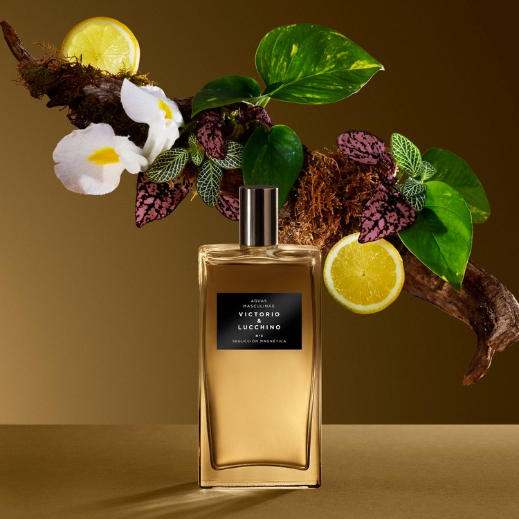 Imagen de Victorio & Lucchino Perfume De Hombre Edt 150Ml - Seducción Magnetica N°3
