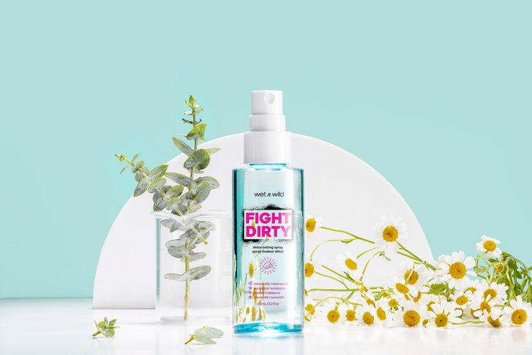 Imagen de Wet n Wild Fight Dirty Spray Fijador Maquillaje