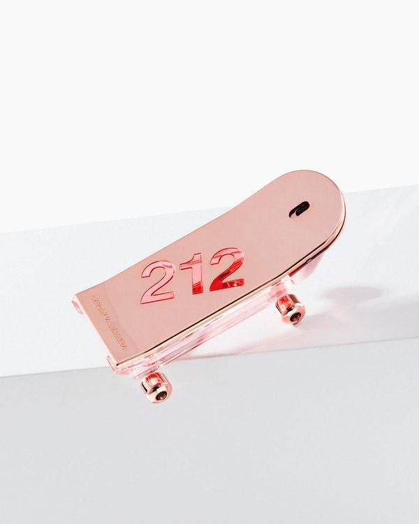 Imagen de Carolina Herrera 212 Heroes Perfume de Mujer 50 ml