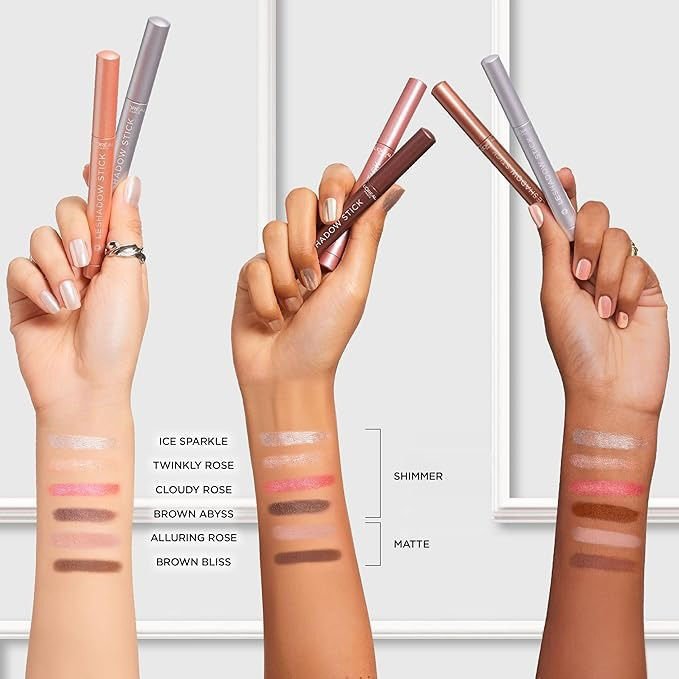Imagen de L'Oreal París Sombra de Ojos  Hypnoteyes Le Shadow Stick  - 230 Magnetic Bronze
