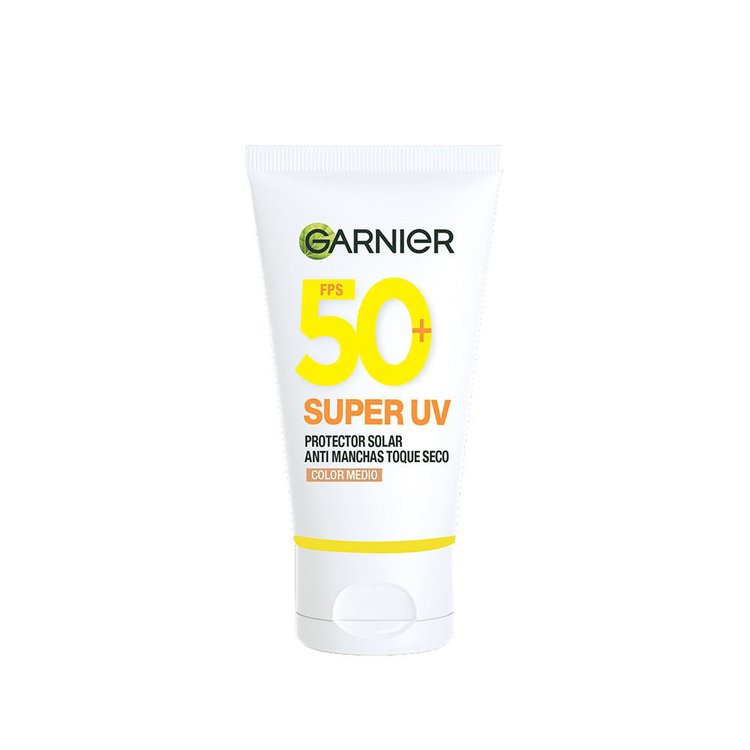 Imagen de Garnier Protector Solar Anti Manchas Vit C Fps 50  40 Gr - Color Medio
